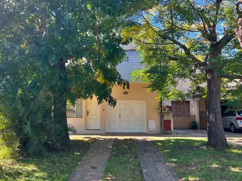 Calle 4 entre 530 y 531