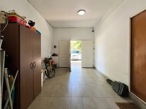 Casa 5 ambientes con 1 baño