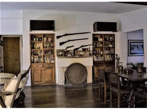 Quinta en Venta con 2 cocheras