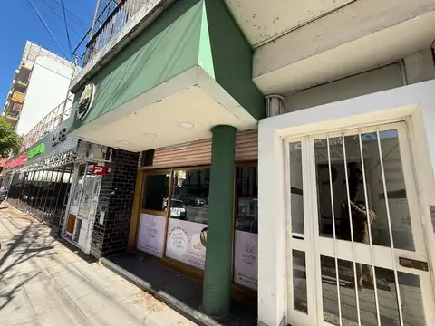 Av. Libertador al 1100