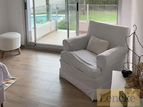 Departamento en Venta en Punta Chica, USD 347.000