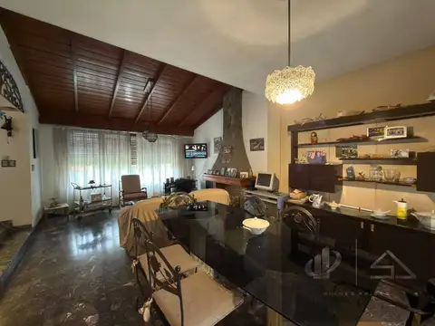 Caseros al 300