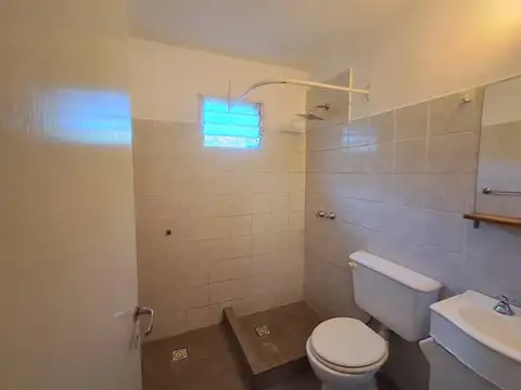 Complejo de 9 departamentos en pleno centro de Villa General Belgrano.