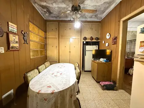 CASA EN VENTA EN BERNAL OESTE