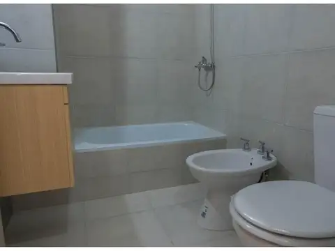 DEPTO. 1 AMB. CON BALCON - 35m² - FRENTE - VILLA DEVOTO - ALQUILER