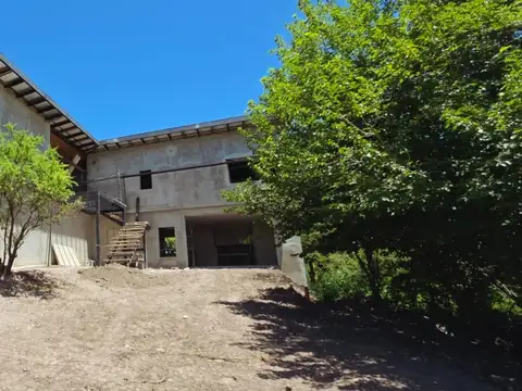 Casa 4 ambientes con 4 baños