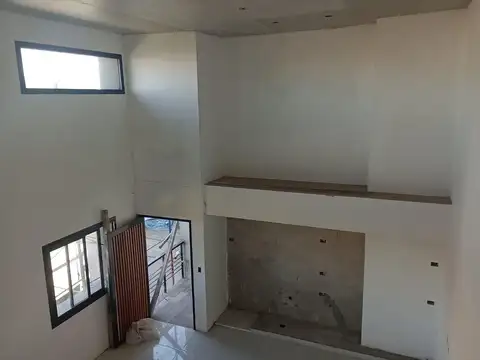 Departamento en Venta en Jose Leon Suarez, USD 165.000