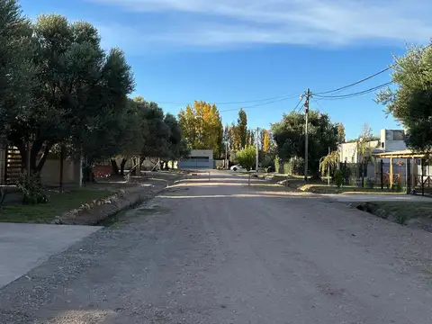 Lote 599 m² en Club de Campo Los Cardos – Barrio Privado