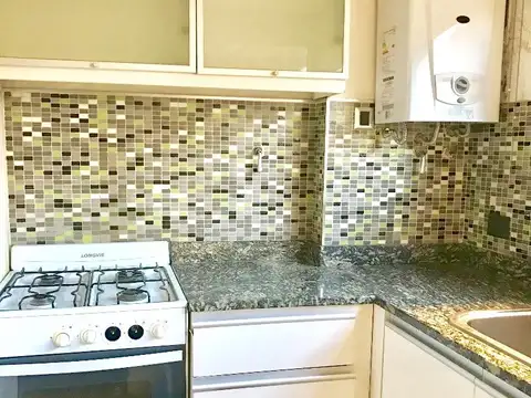 Garibaldi 250 , Piso 1