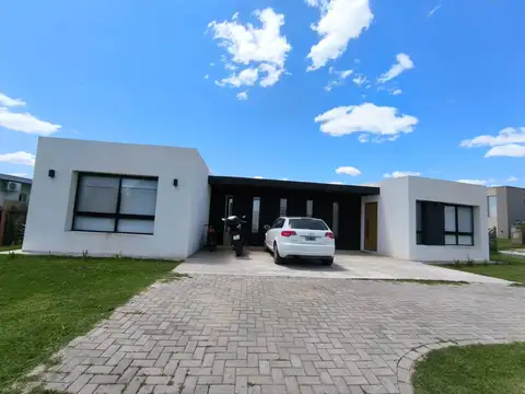 Casa en Venta en San Sebastián, USD 260.000