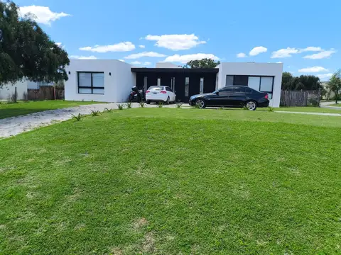 Venta Casa en San Sebastian Area 2 Golf - 5 ambientes