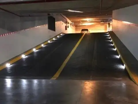 Azcuénaga 100