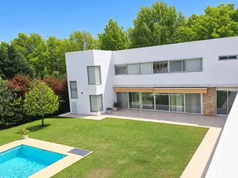Club de Campo Los Alamos, 100
