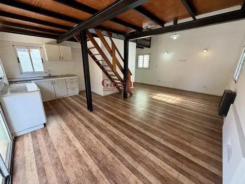 Depto Tipo Casa en Alquiler al Suroeste
