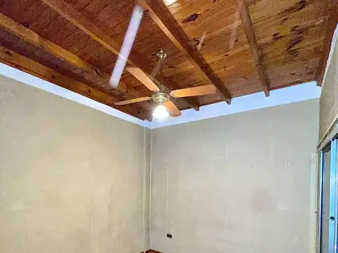 Depto Tipo Casa 2 ambientes con 1 baño