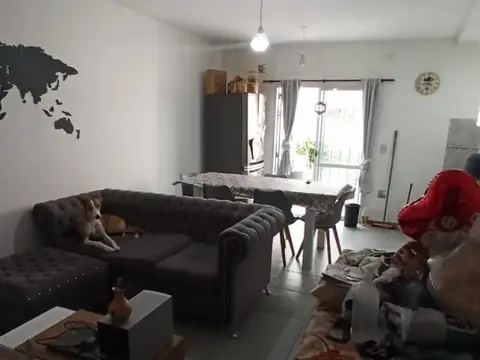 Depto Tipo Casa 2 ambientes con 1 baño