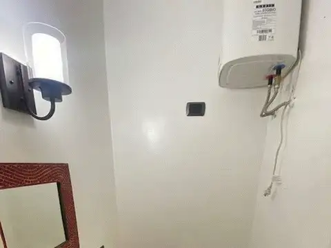 Oficina en Alquiler en Barrio Malvinas, $ 400.000