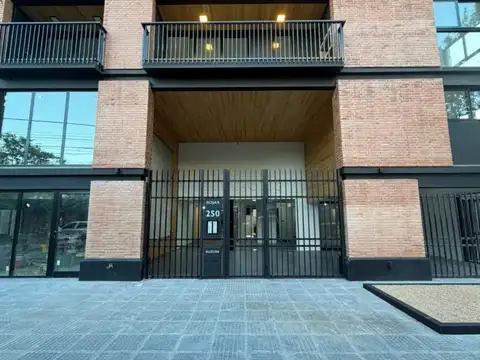 Venta Penthouse 4 Ambientes  Ituzaingó Norte