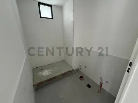 VENTA ESTUDIO LUMINOSO EN CONSTRUCCION EN ALMAGRO
