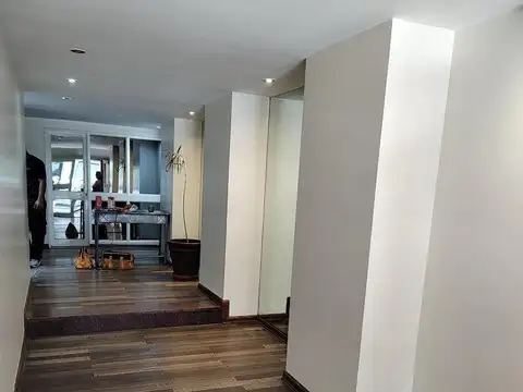Salguero 3000, Piso 1
