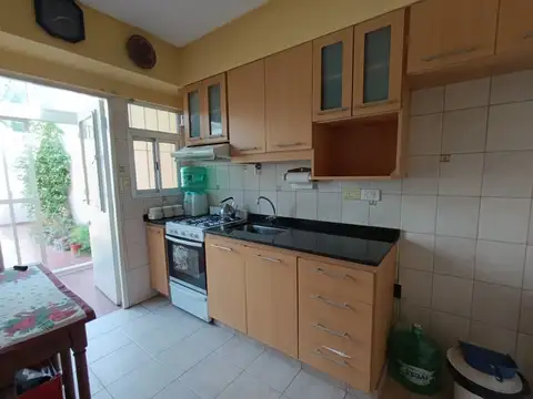 VENTA CASA PH 2 1/2 AMB UNA SOLA PLANTA R. MEJIA
