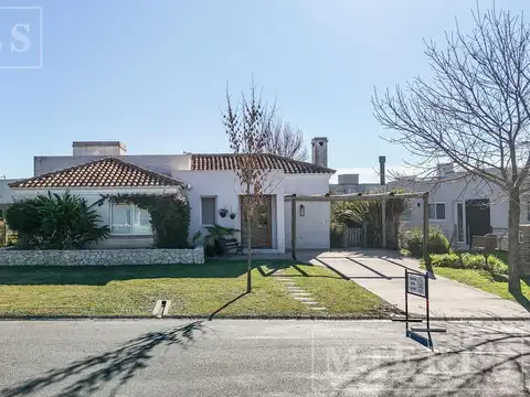 Casa en Venta en El Cantón - Barrio Puerto, USD 250.000