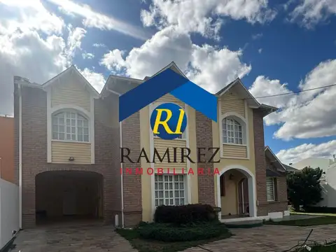CASA EN VENTA - SANTA CRUZ - RIO GALLEGOS - BARRIO JARDIN - VILLARINO Nº432