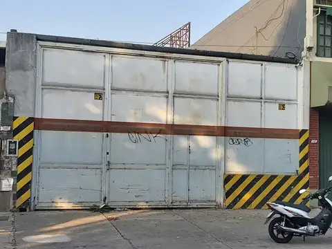 GALPON CON ENTRADA DE CAMION APTO CONTENEDORES