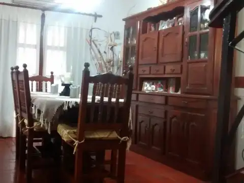 Casa en Venta en Bernal Oeste, USD 250.000