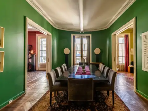 Piso Estilo Frances Reciclado – Recoleta.- Cochera Opcional