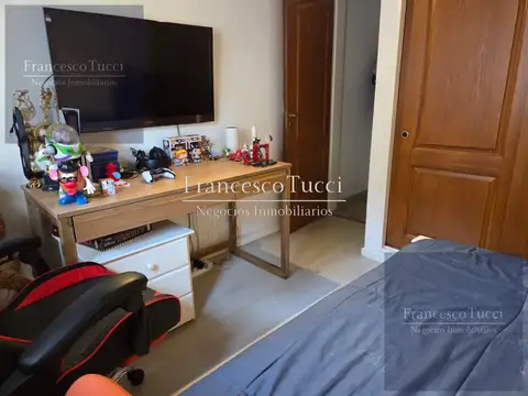 Depto Tipo Casa en Venta con 2 cocheras