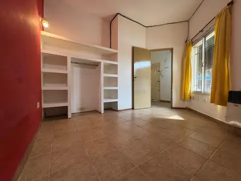 Depto Tipo Casa 2 ambientes con 1 baño
