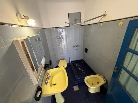 PH 3 AMBIENTES CON PATIO VENTA MONTECASTRO