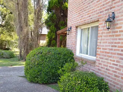 Casa en Venta en Los Quinchos Country Club, USD 210.000