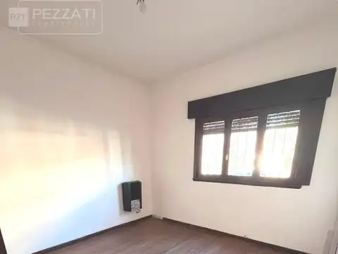 Casa en Alquiler con 1 cochera