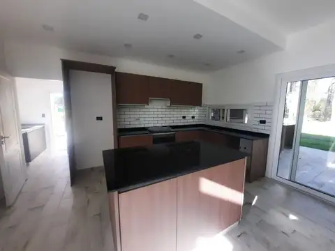 Casa en Venta en Comarcas de Luján, USD 248.000