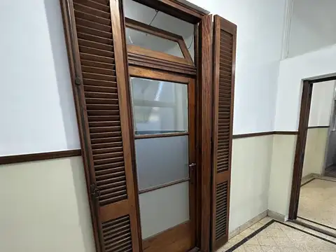 Depto Tipo Casa en Venta en Morón, USD 89.000