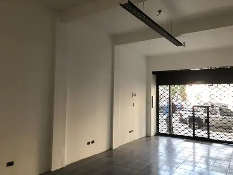 Avenida Álvarez Thomas 900