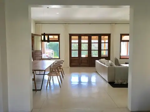 Casa en Alquiler Temporal en El Encuentro, USD 5.000