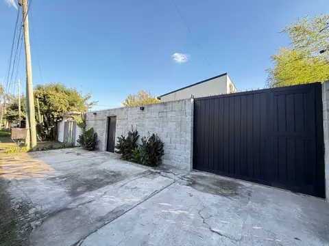Venta Casa oportunidad en Delviso Pilar 0