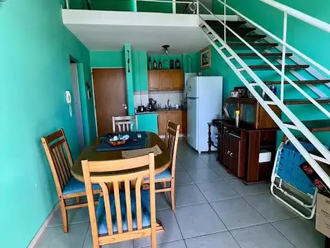 Depto Tipo Casa en Venta de 2 ambientes