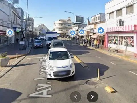 OPORTUNIDAD  EXCELENTE LOCAL EN CENTRO COMERCIAL DE DEVOTO - APTO CREDITO - FINANCIACION Y LEASING