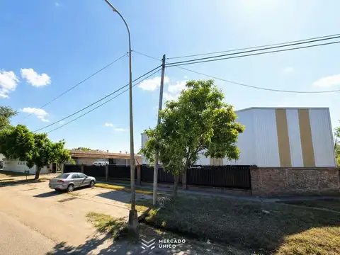 Aristóbulo del Valle 9300