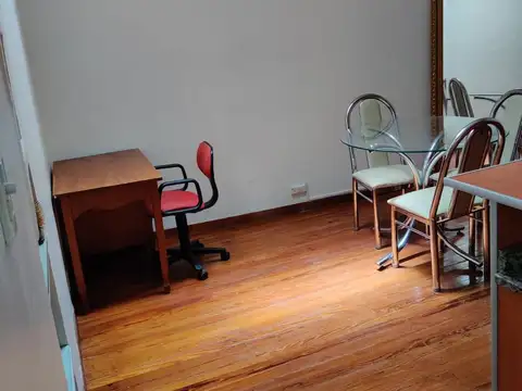 Depto Tipo Casa en Venta en San Nicolás, USD 79.000