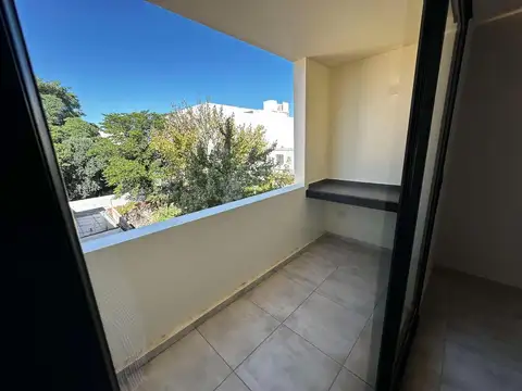 Departamento en Venta en Alto Alberdi, USD 72.000