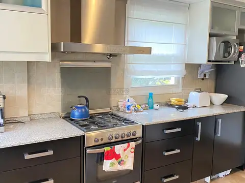Casa 4 ambientes con 4 baños