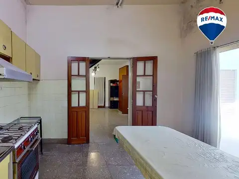 VENTA CASA 4 AMB CON GALPÓN LANÚS ESTE