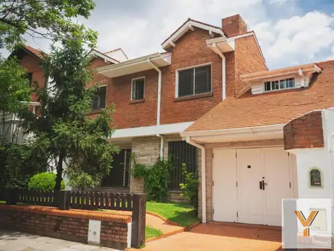 Casa en venta - 3 Dormitorios 4 Baños - Belgrano