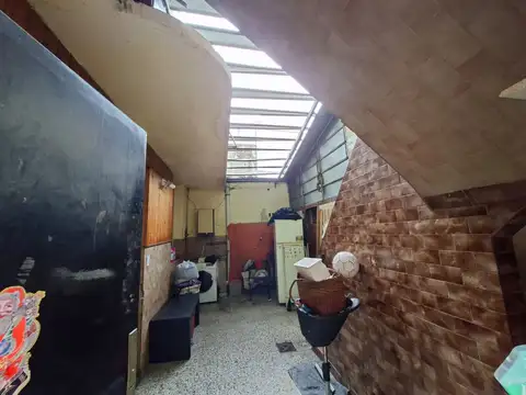 Casa en Venta con 3 cocheras