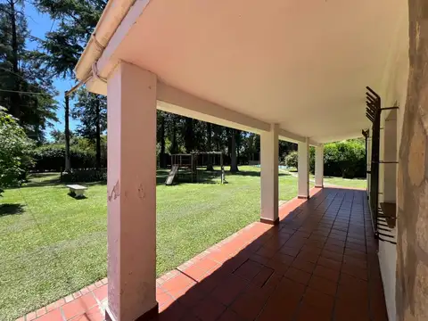 Quinta en Venta en Francisco Alvarez, USD 155.000